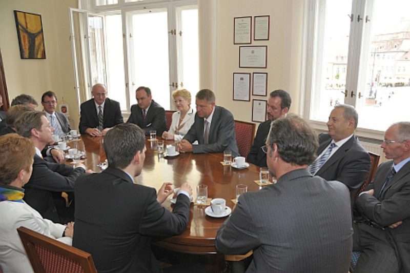 Auenminister Guido Westerwelle (links) fhrte ...