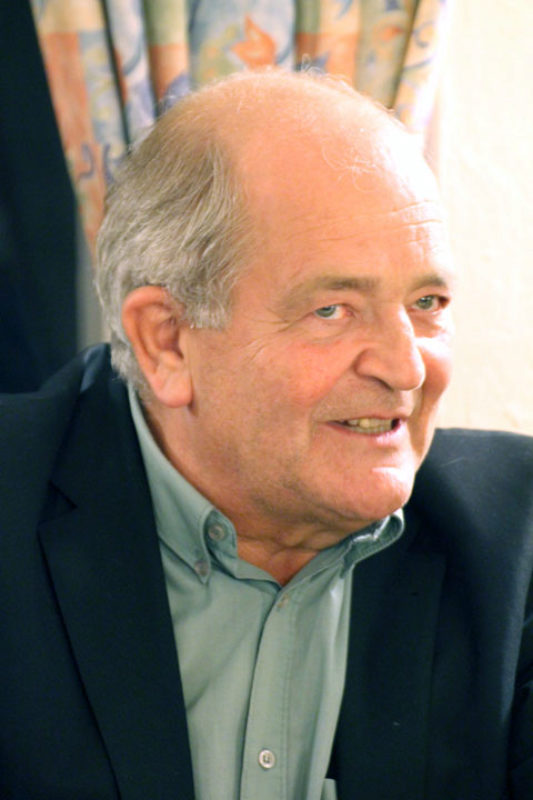 Dr. Konrad Gndisch, Vorsitzender des Vereins ...