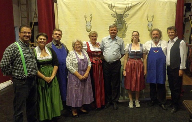 Die Theatergruppe Frstenfeldbruck begeisterte ...