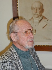 Der Schriftsteller und Publizist Hans Bergel, hier bei einer Veranstaltung im Haus des Deutschen Ostens zu Mnchen. Foto: Robert Sonnleitner