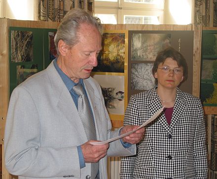 Gnter Volkmer und Renate Kirschner bei der Vernissage in Dinkelsbhl. Foto: Hans-Werner Schuster