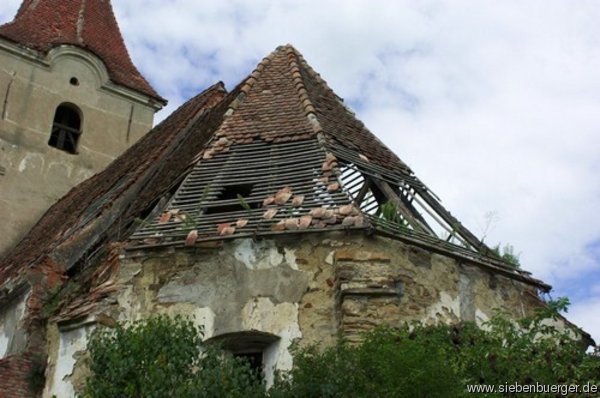 Felldorfer Kirche aus dem 15. Jahrhundert