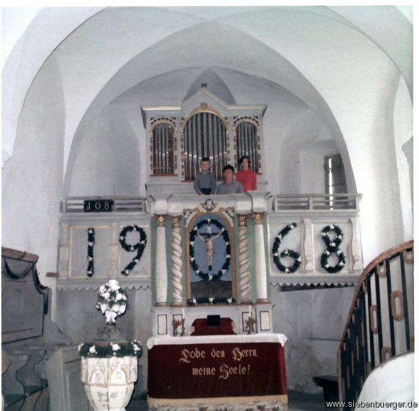 Die Felldorfer Kirche im Jahr 1968