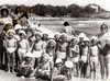 38. Kindergartenkinder am Schwarzen Meer 